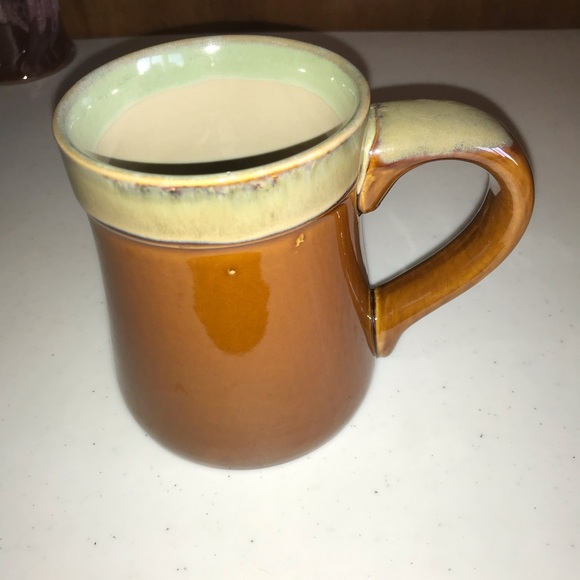 Burton & Burton Ceramic Glazed Mug “Hunters Will Do Anything for a Buck” - Picture 3 of 5